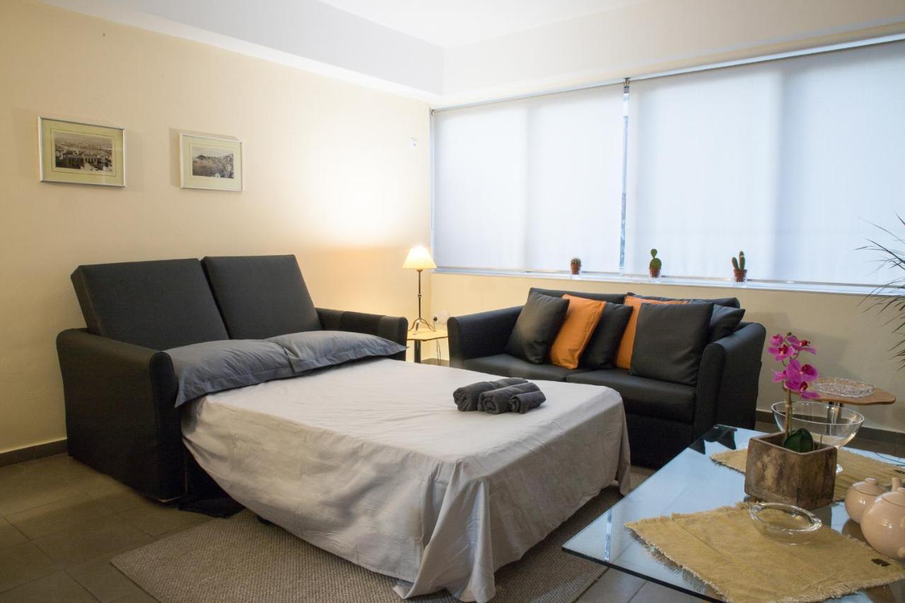 Diamerisma-Grafeio Apartment Piraeus Bagian luar foto